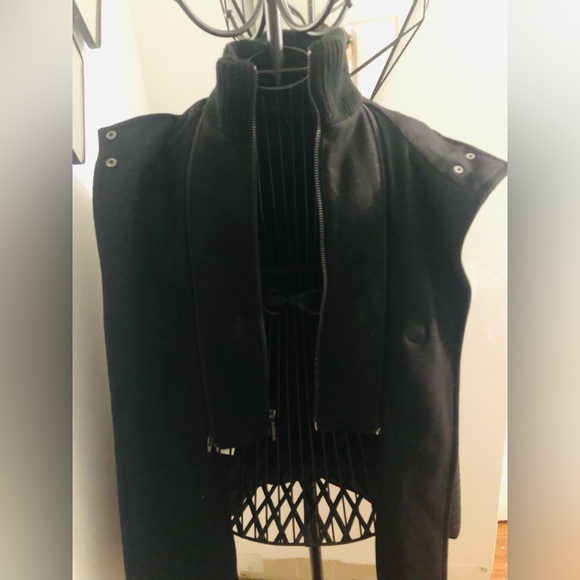 Ladies medium BCBGMAXAZRIA winter jacket - Picture 13 of 15